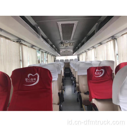 Bus Yutong bekas untuk bepergian